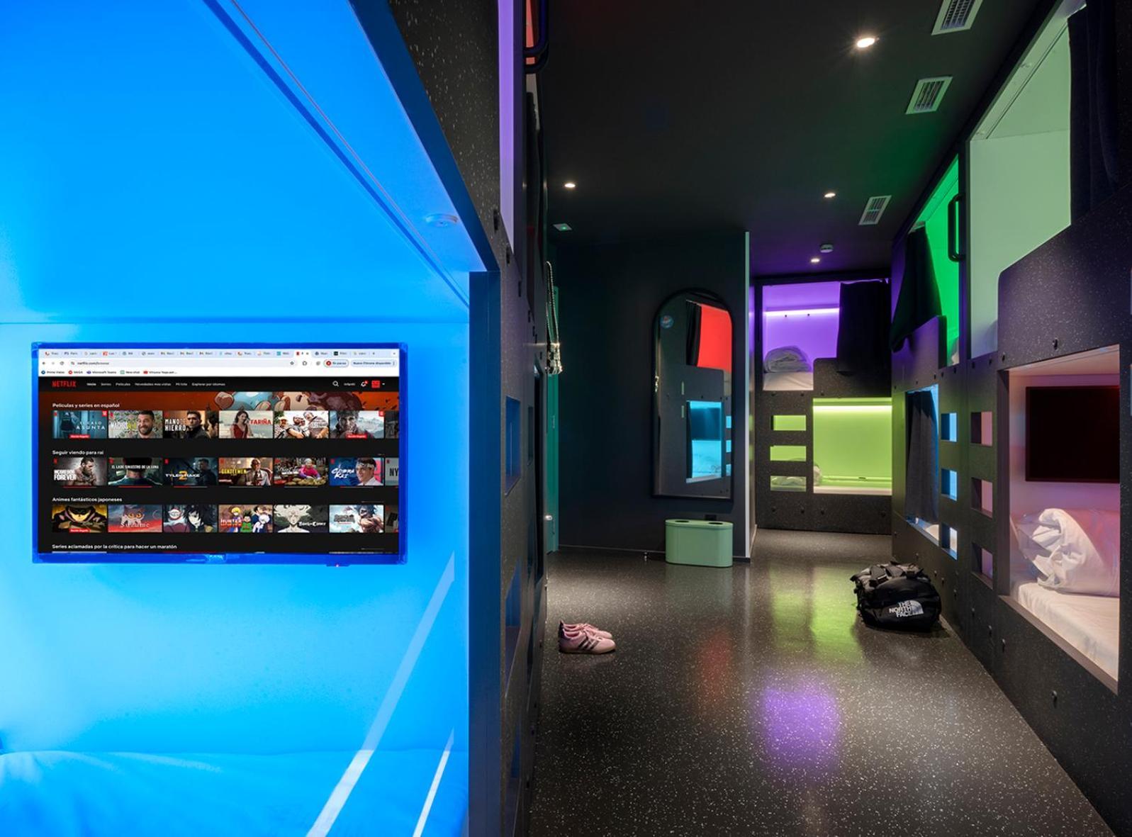 Amistat City Hostel Барселона Экстерьер фото